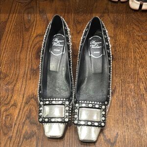 Roger Vivier Black Silver Flats with Modern Square Toe